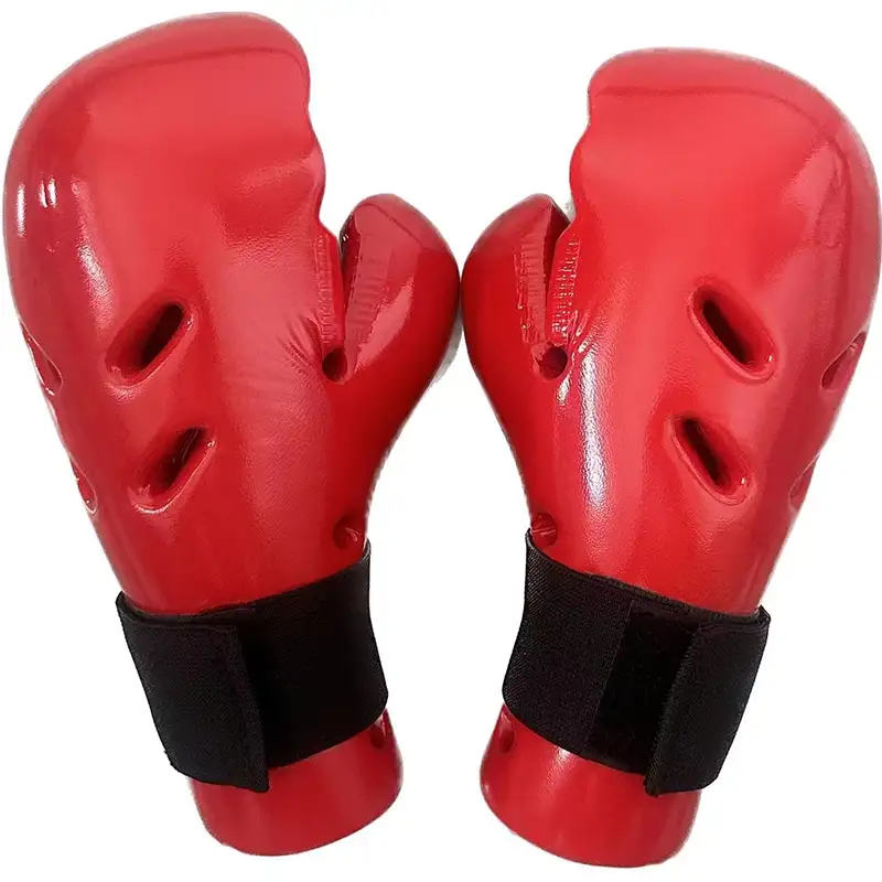 Protezione per le mani Taekwondo immersa